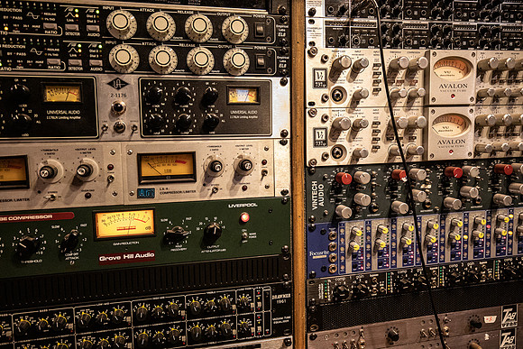 Shields_20200120_0003_2048px